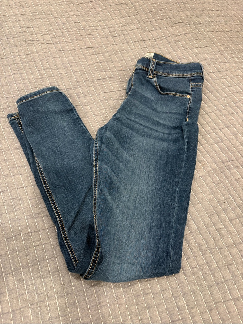 Jordache Women's Skinny Jeans in Medium Blue Wash